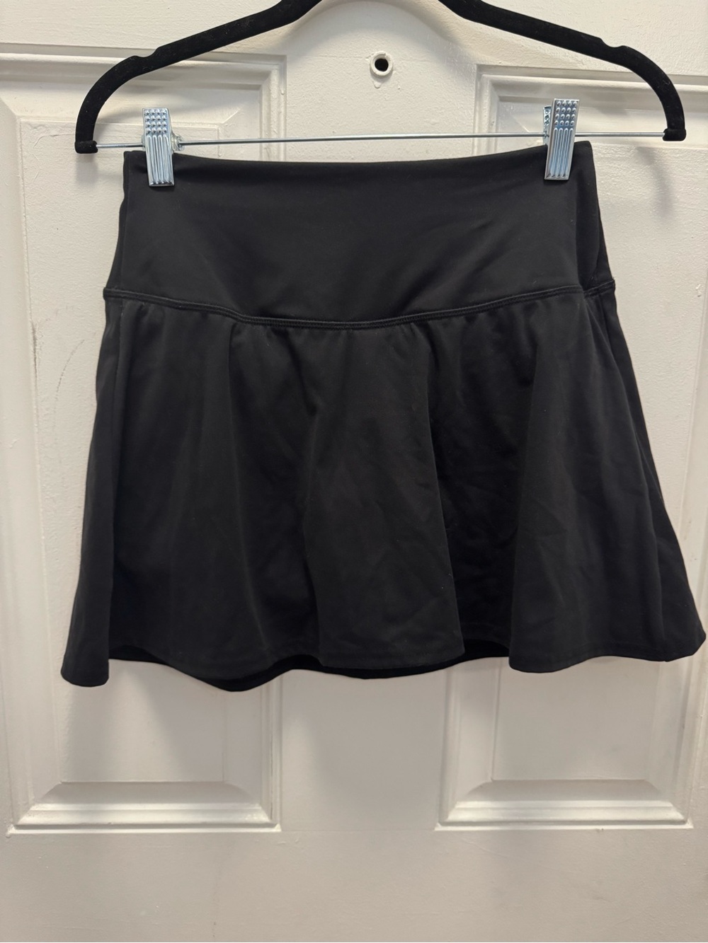 all in motion Black Circle Skater Athletic Skirt 0230